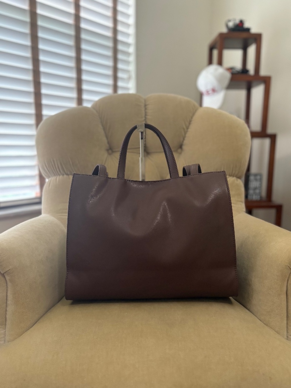 Auth TELFAR Iconic UNISEX Medium Vegan Leather Chocolate Tote Bag - Picture 4 of 6